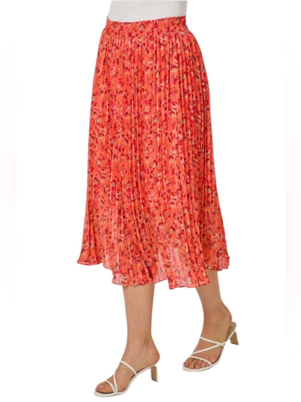328. Orange Crochet Top with Coral Floral Pleated Skirt - Picture 4 of 4